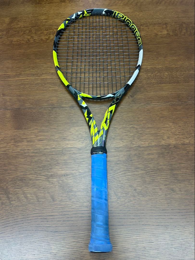 バボラ ピュアアエロ 100+(27.6インチ)