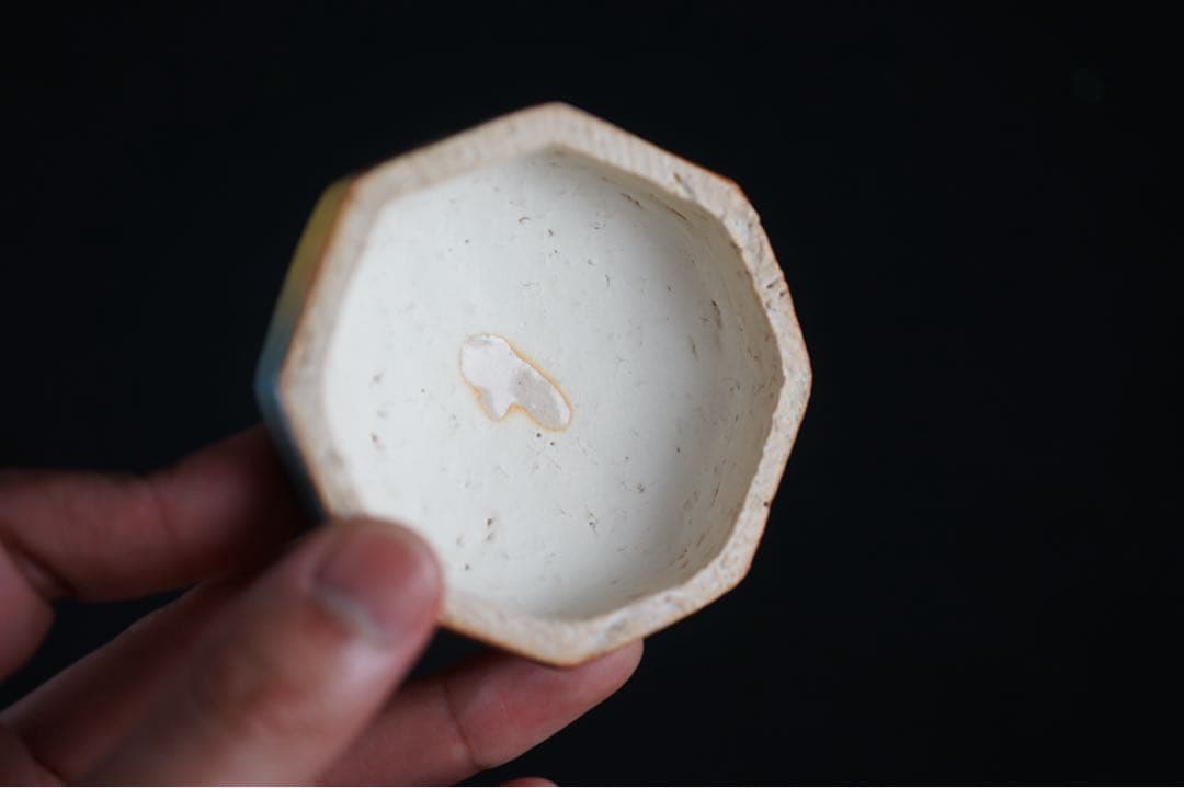 十二代 坂高麗左衛門 (熊峰) 萩陶彩華枝垂桜図八角香合 共箱 茶道具