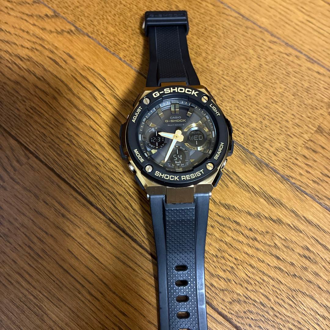 み*く様 G-SHOCK 腕時計 ゴールド GST-W100G-1AJF 電波ソ