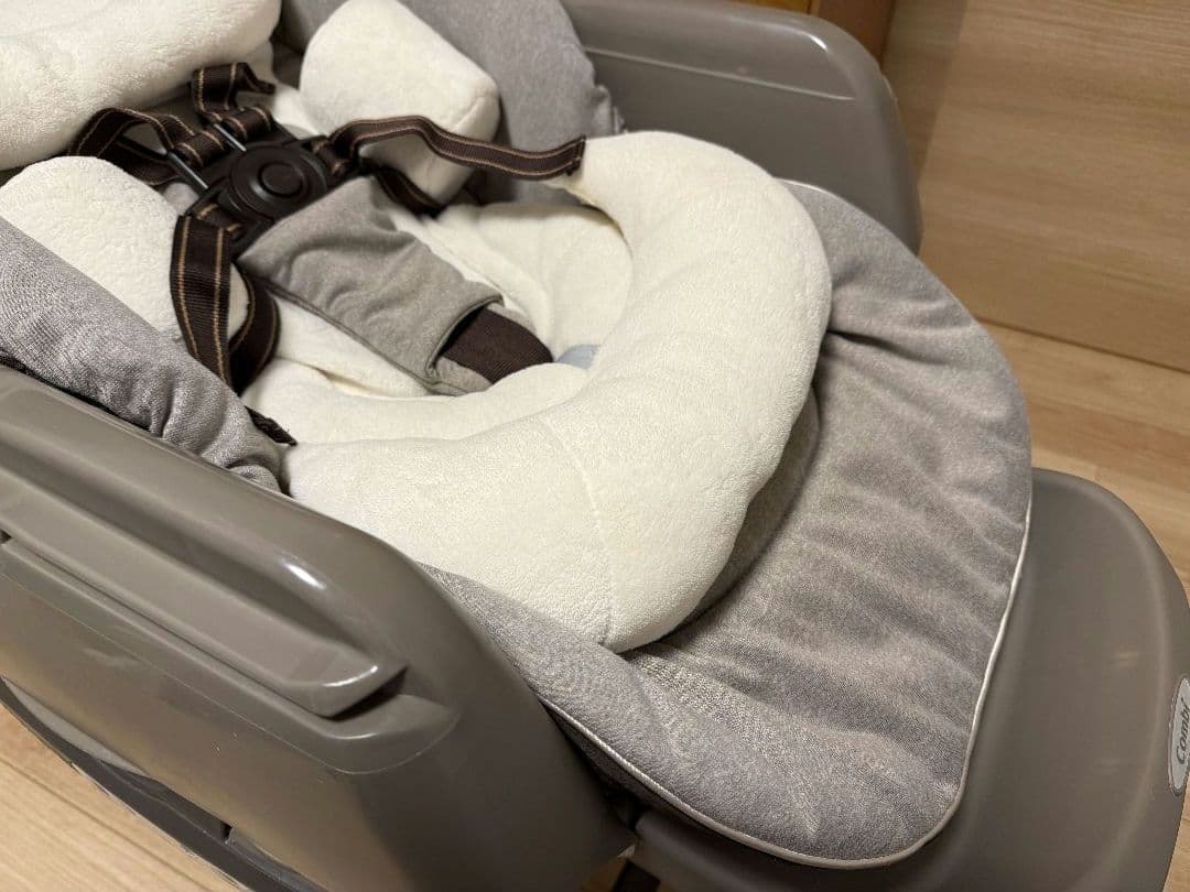 コンビ ハイローチェア ネムリラ AUTO SWING BEDi ドームEG