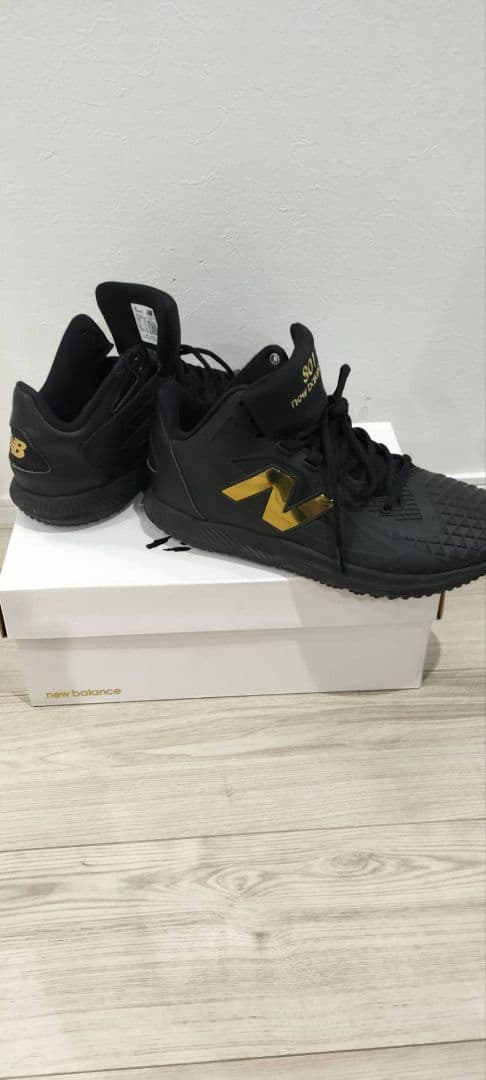 New Balance S01 トレーニングシューズ ブラック/ゴールド