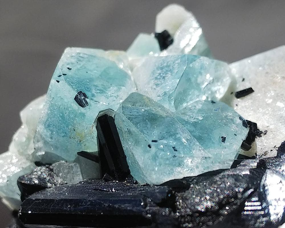 384 連晶 アクアマリン エロンゴ産