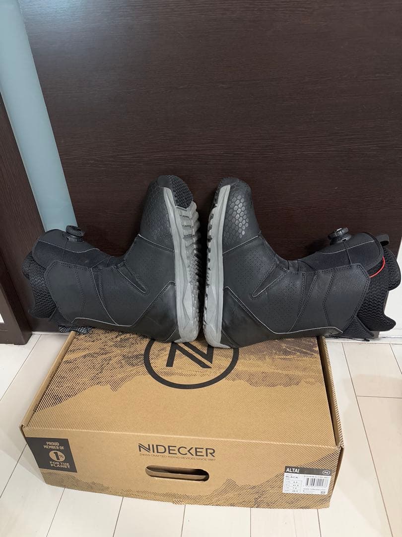 NIDECKER ALTai/スノーボードブーツ26.5/箱付き美品/TTに酷似