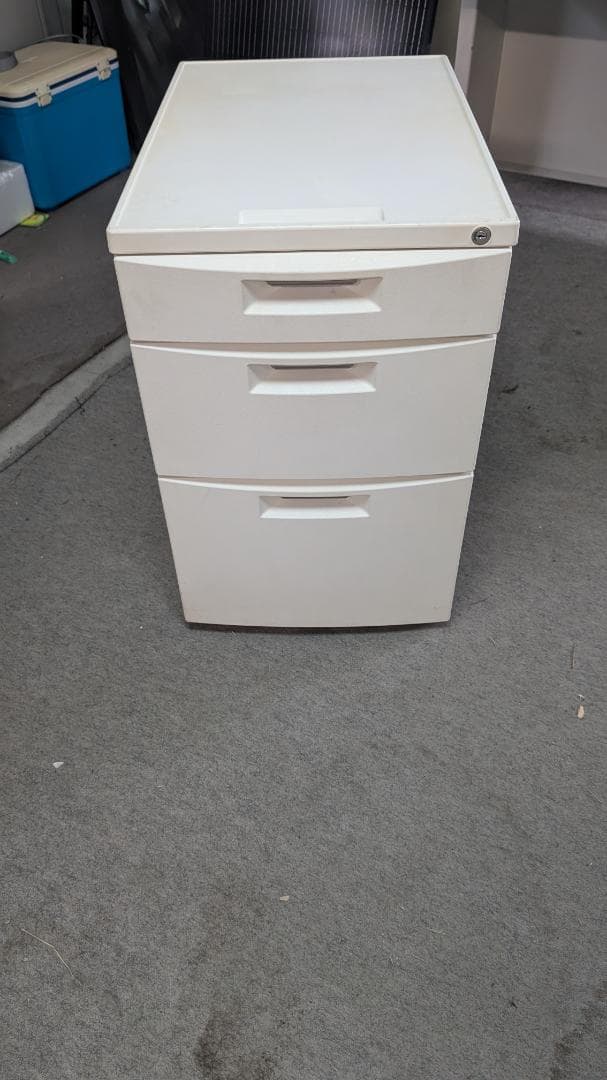 ITOKIイトーキ◆事務用オフィスワゴン◆脇机◆3段チェスト（鍵付き）ラスト1