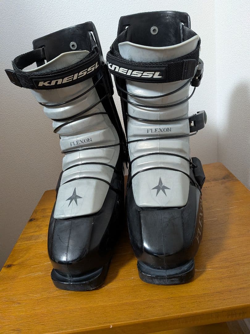 クナイスル　フレクソン　スキーブーツ　モーグル　フリースタイル　26cm　中古