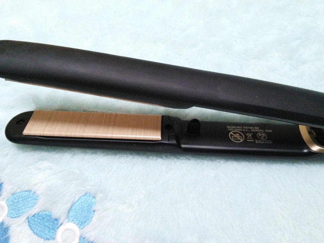 KINUJO 　 ストレート　ヘアアイロン　 ブラック　海外対応