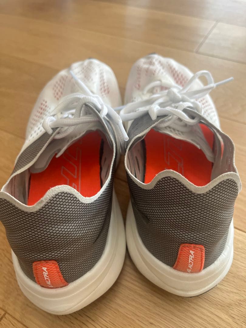 アルトラ　バニッシュカーボン　メンズ　8