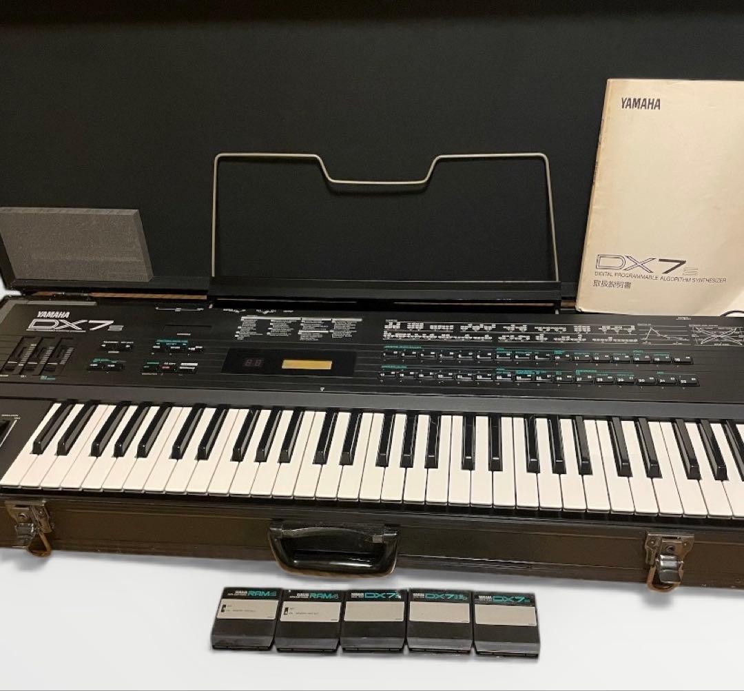 YAMAHA シンセサイザー DX7S ハードケース 取扱説明書 譜面台