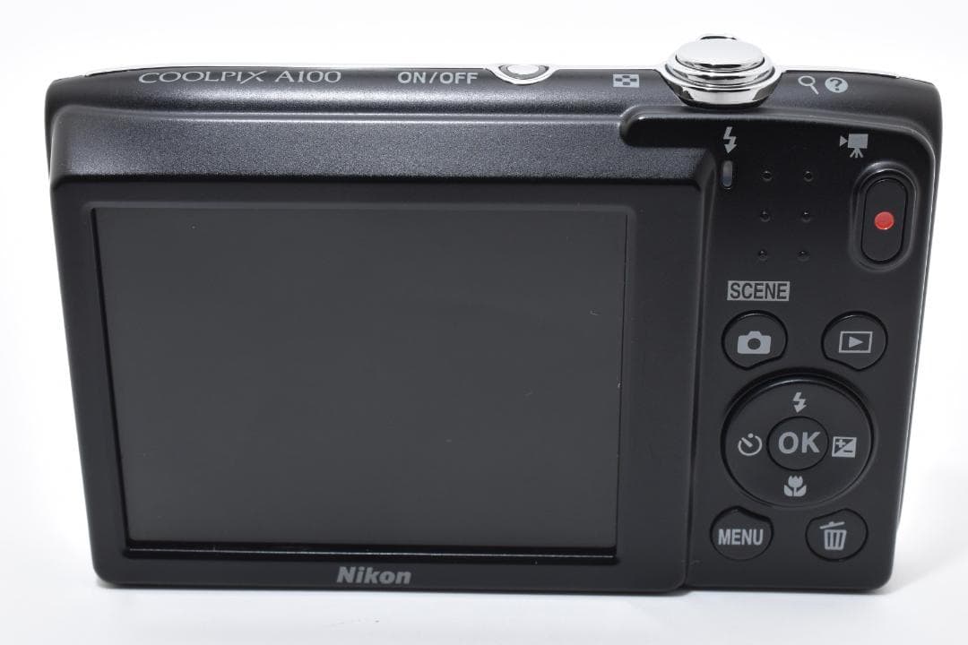 超美品 ニコン COOLPIX A100 コンパクトデジタルカメラ シルバー