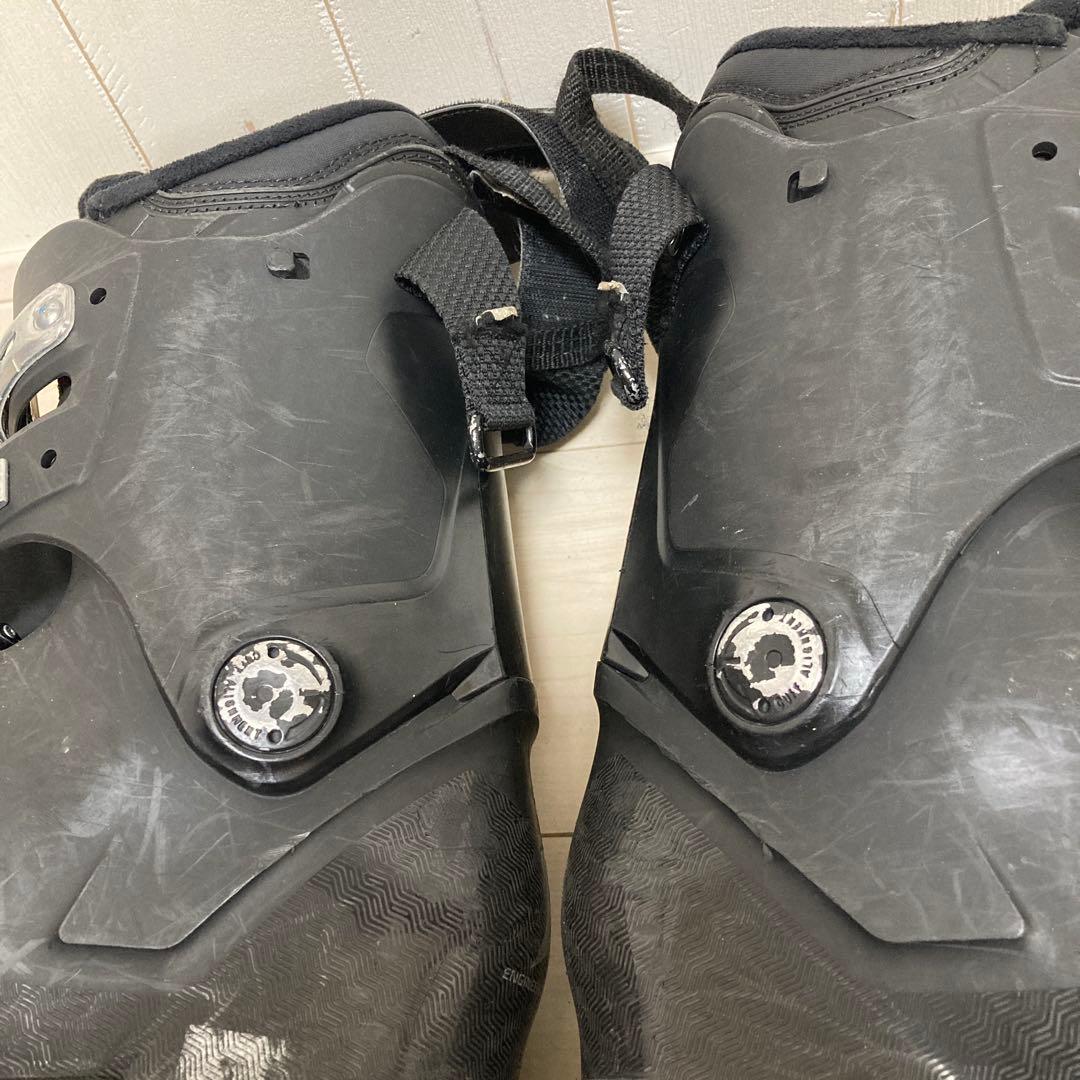 スキーブーツ　atomic 3D silver hawx85PRIME