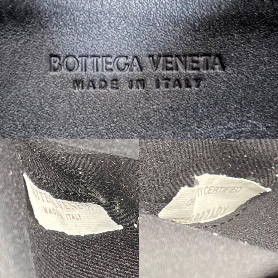 ボッテガヴェネタ イントレチャート ショルダーバッグ 611357 カーフレザー