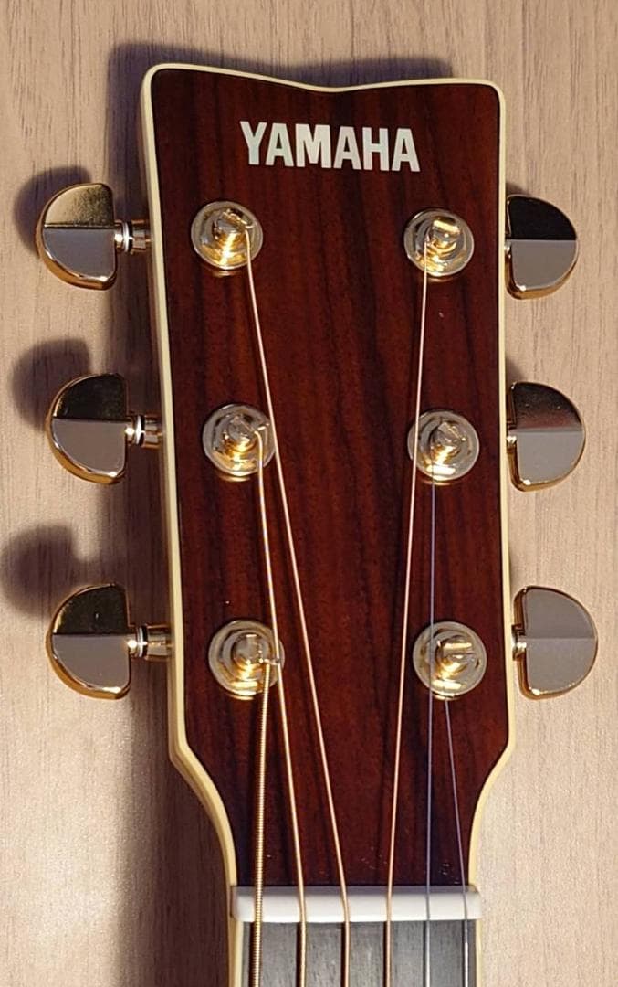 【YUKI.itzy0369】 ヤマハ　LL-TA エレアコ