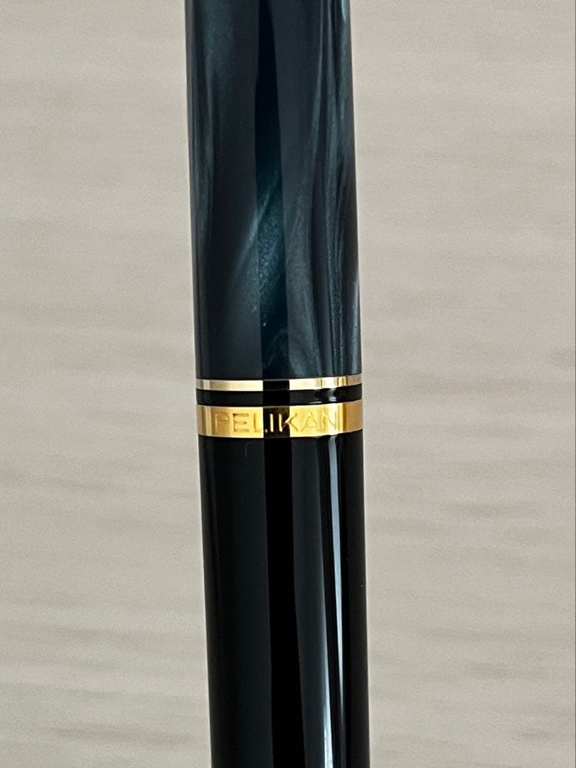 ペリカン マーブルグリーン ボールペン クラシック K200