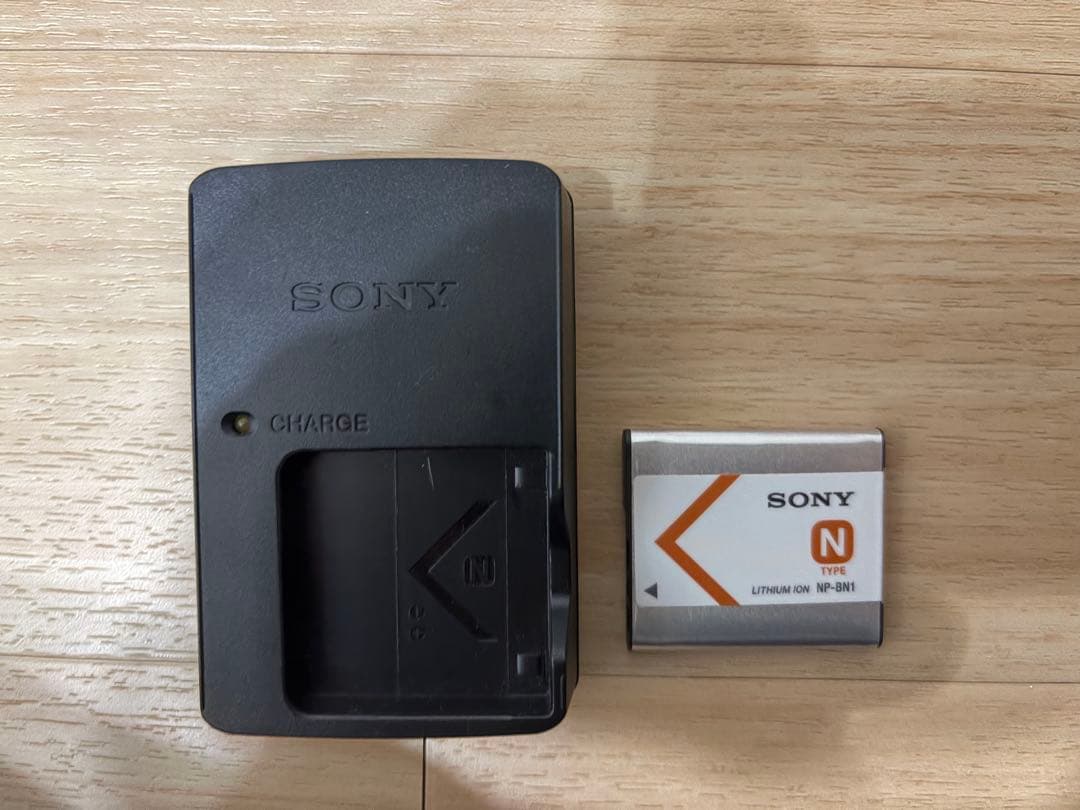 SONY Cyber-Shot DSC-TX5 サイバーショット