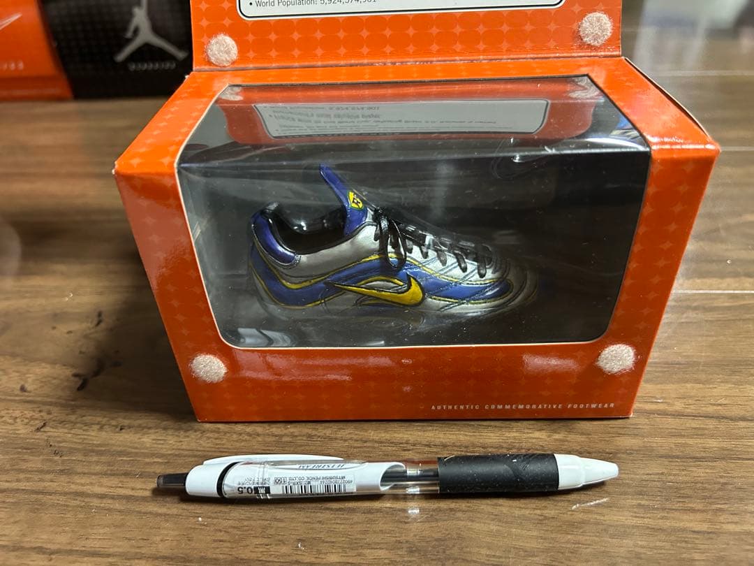 ←*R様 ナイキNIKE フィギュア AIR JORDAN FORCE MAX