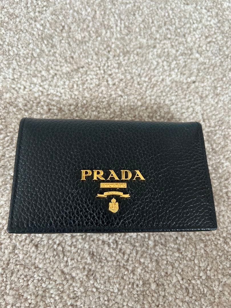 prada 名刺入れ