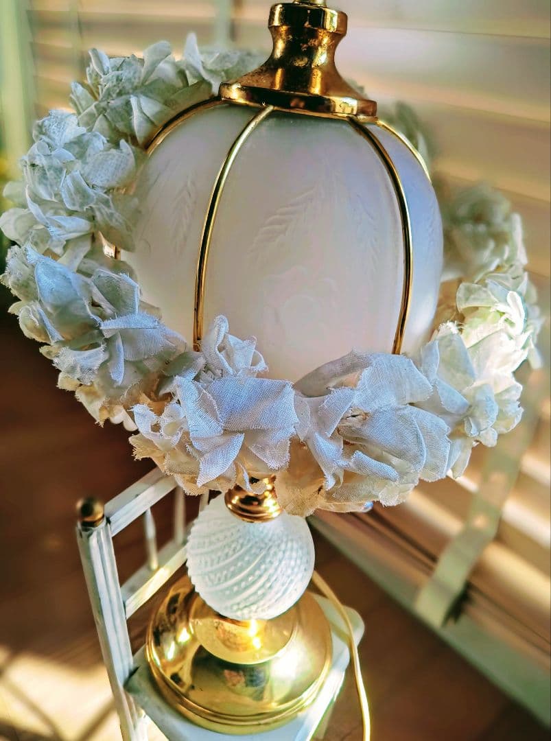 フランスアンティーク✨️布花冠・テーブルランプ ２点セット ブロカント