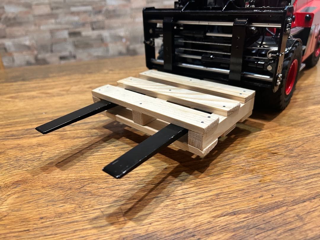 タミヤ1/14 油圧フォークリフト