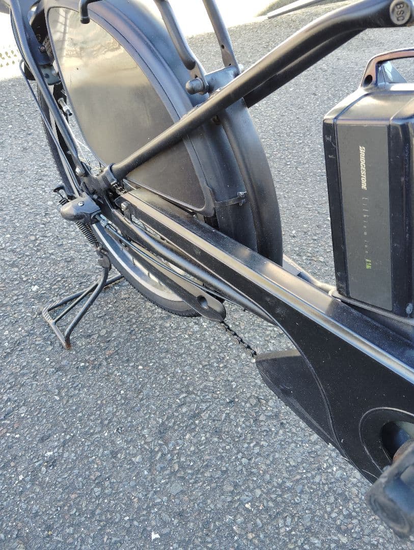 【引き取り限定・ジャンク扱い】中古ブラック電動アシスト自転車