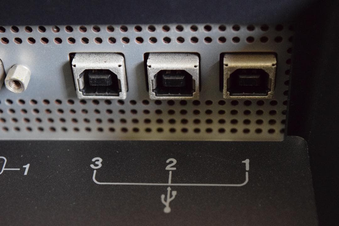 ★希少品★SONY 24インチ TFT LCDディスプレイ VGP-D24WD1