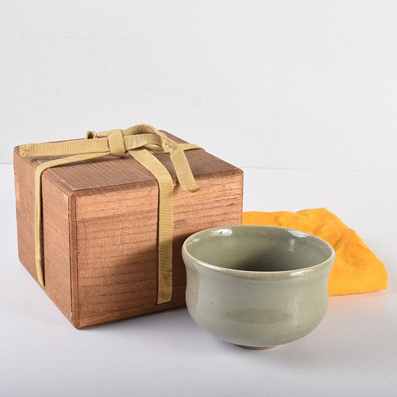 中国　龍泉窯　青磁　茶碗　時代箱　V　R7618