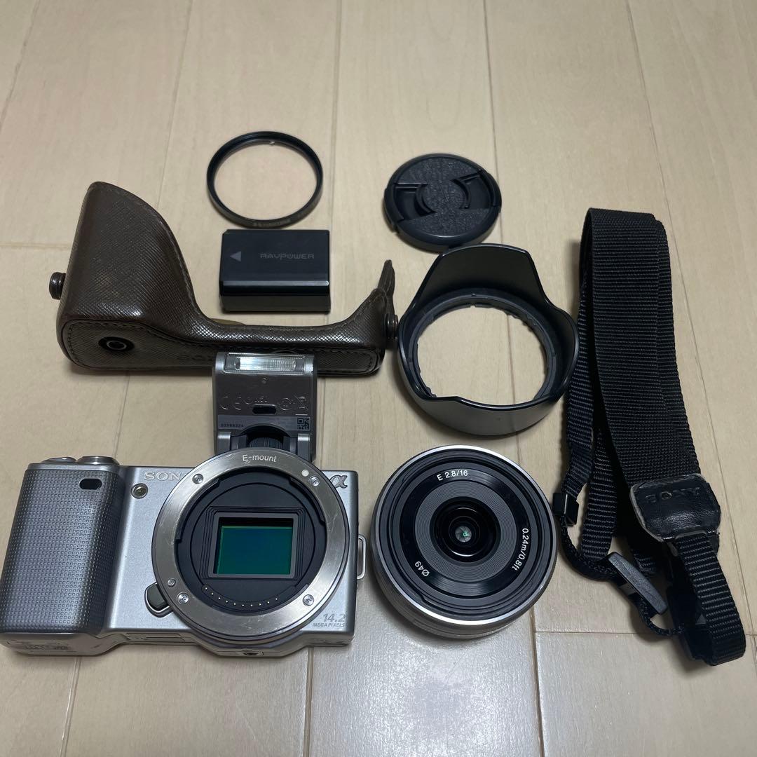 SONY NEX-5 ミラーレスカメラ シルバー　SEL16F28