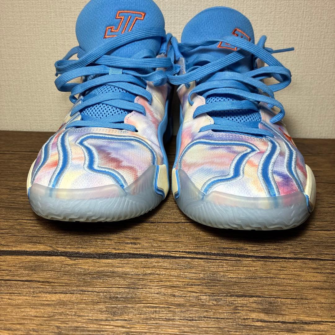 バスケットボールシューズ　テイタム3