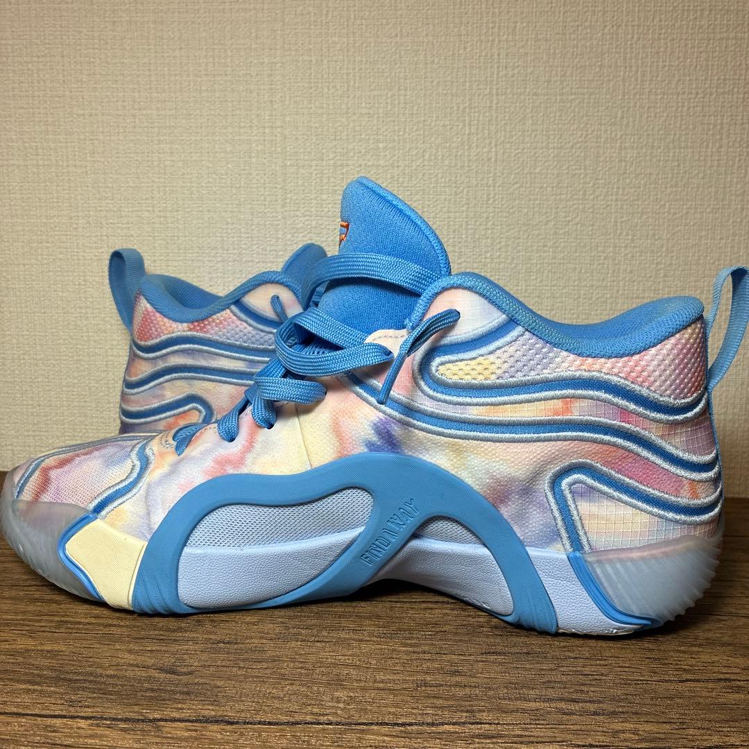 バスケットボールシューズ　テイタム3