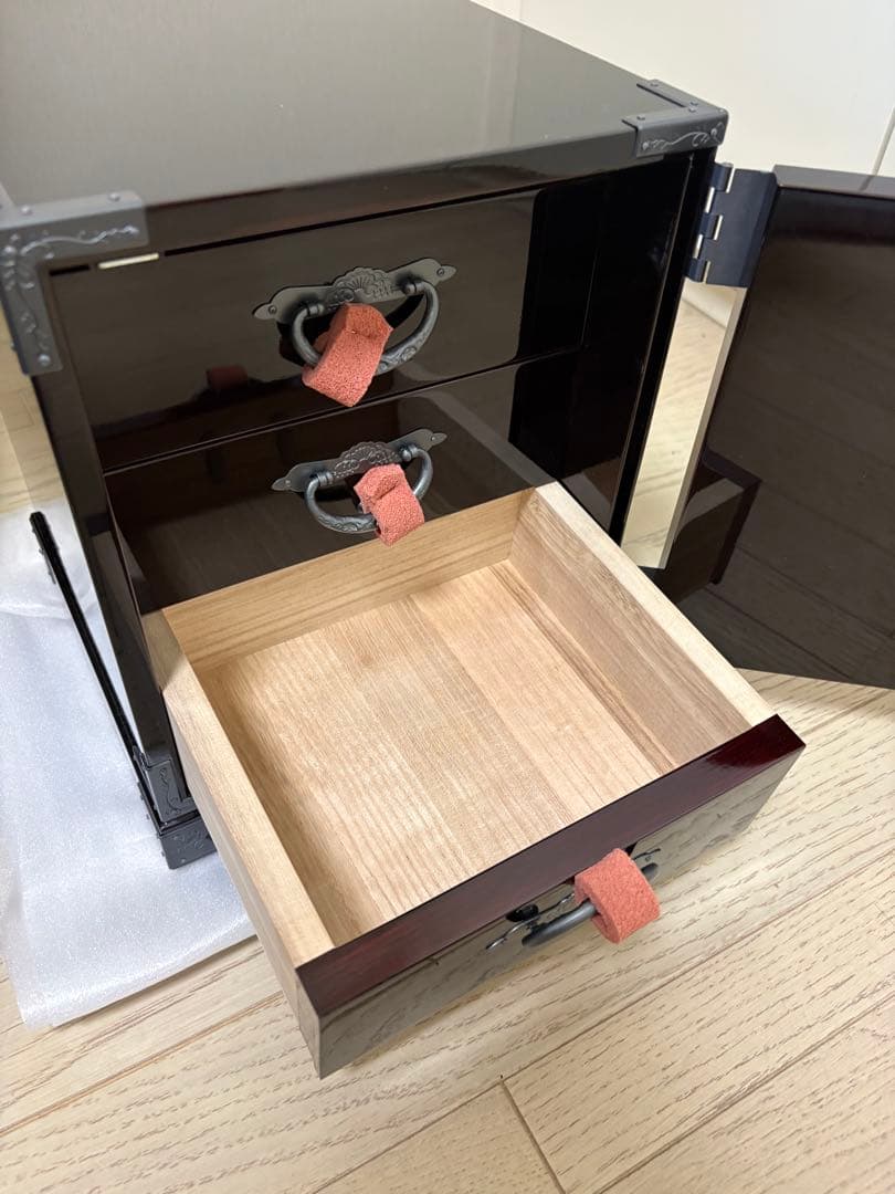 期間限定！　新品未使用　仙台箪笥 牡丹金具 欅産業 船箪笥 小タンス 漆塗り