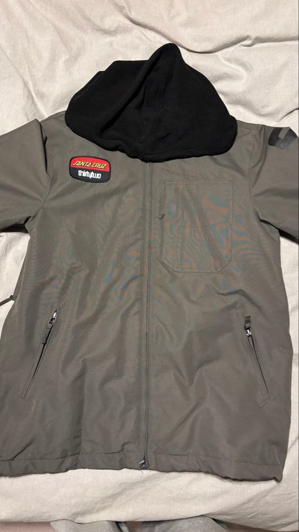 SANTA CRUZ スノボウェア