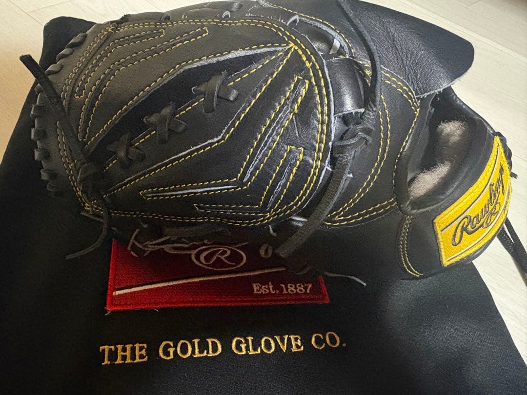 Rawlings ブラック　グローブ 硬式投手用　左投げ