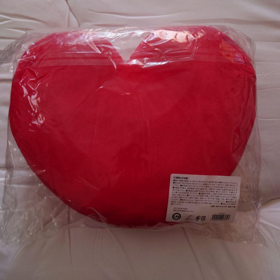 BALLISTIK BOYZ クッション ブランケット ２点