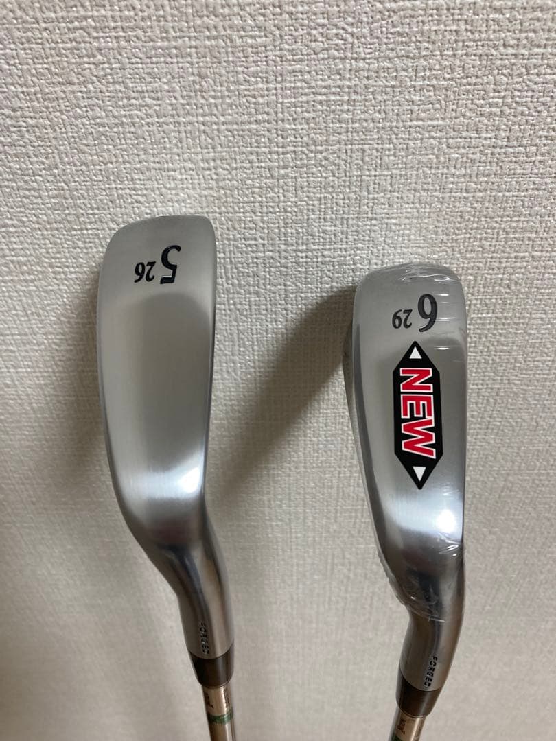 【美品&未開封】zu85スリクソン（SRIXON）ユーティリティアイアン5番6番