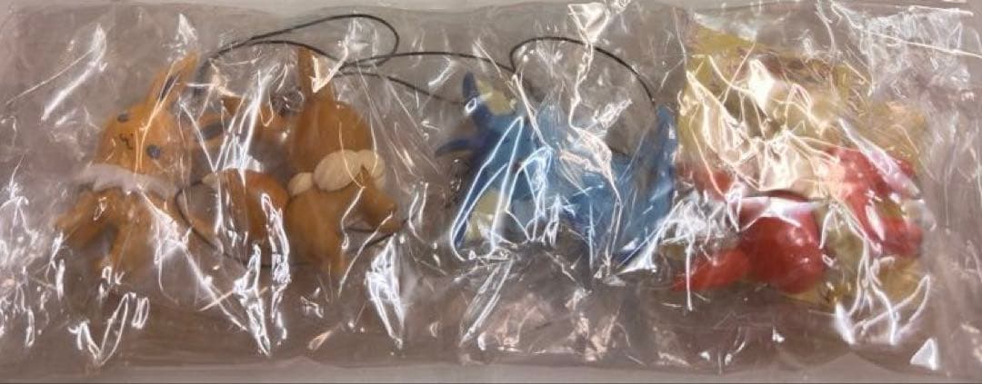 6022 ポケモン　イッツデモ　イーブイ　ブイズ　2018 全4種　ガチャ