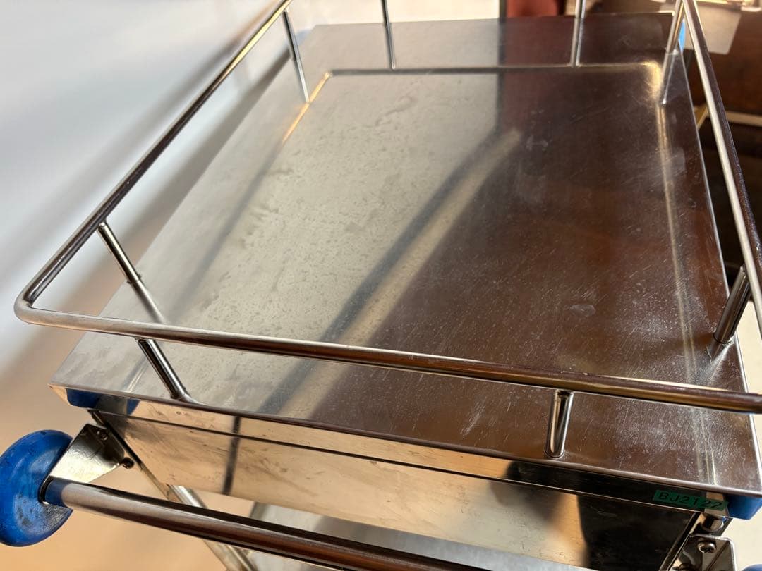 ヒラタニ 回診車 ステンレスワゴン 2段 両開引出し2杯 自在キャスター