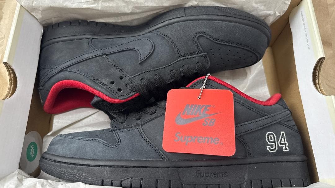 Supreme × Nike SB Dunk Low Black ２７．０