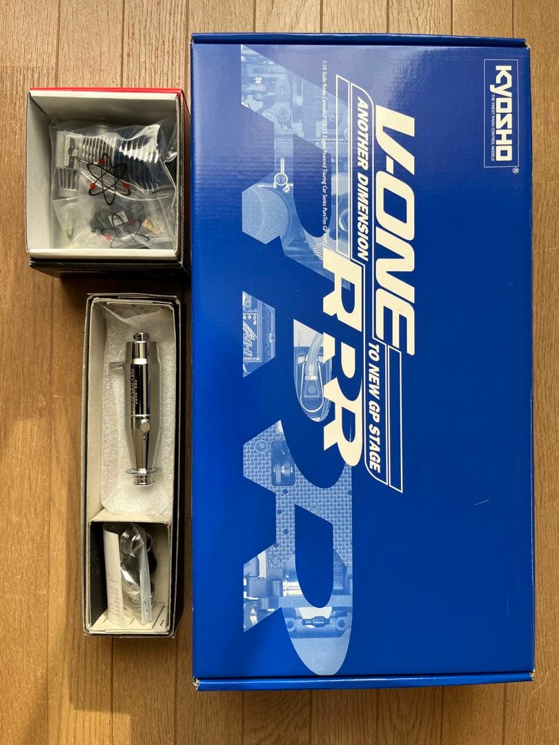 京商 1/10 エンジンRC