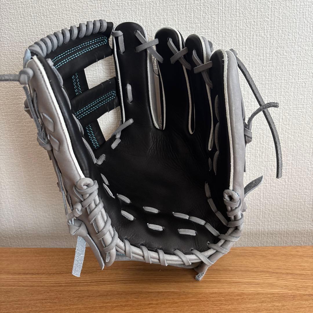 アトムズ　ATOMS　軟式用グラブ　内野手　グローブ　定価38,500円