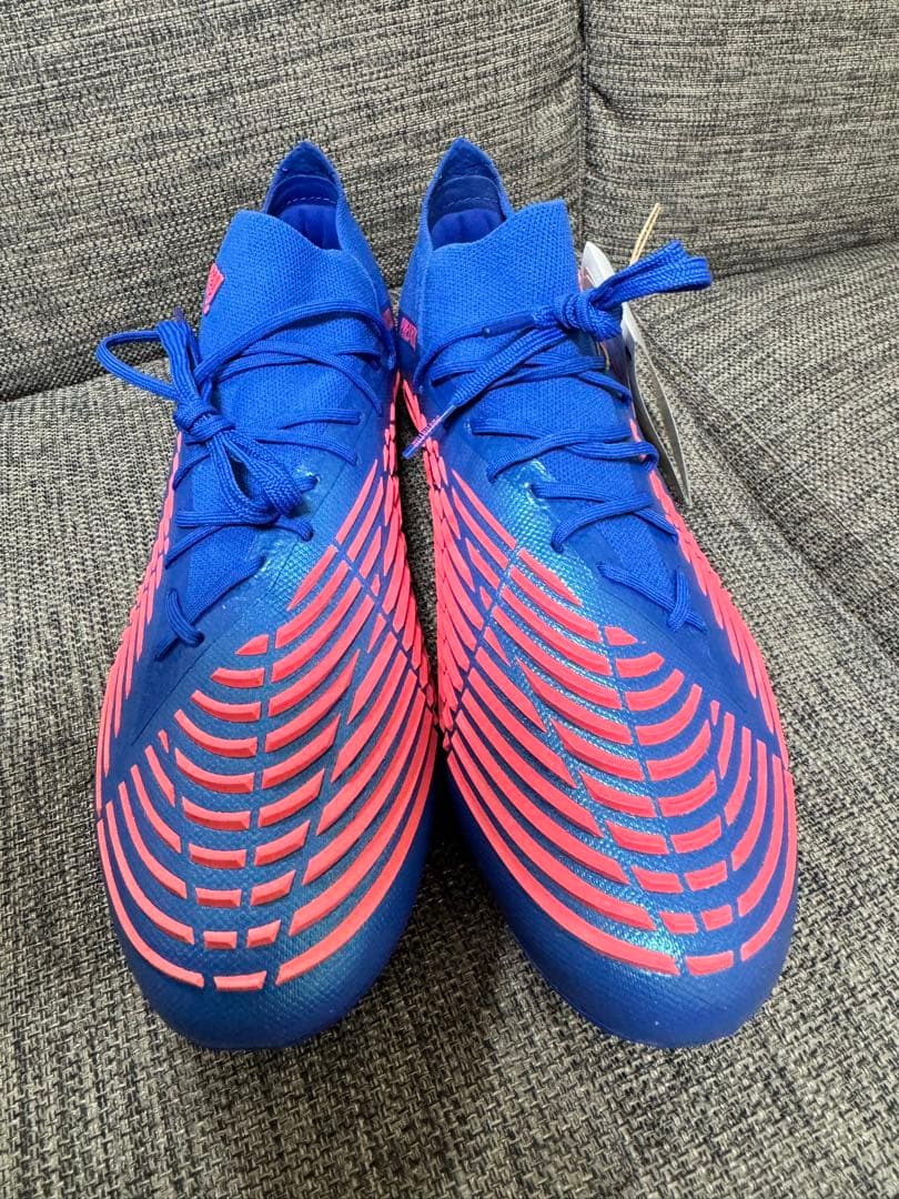 新品 プレデター エッジ .1 L FG サッカースパイク PREDATOR