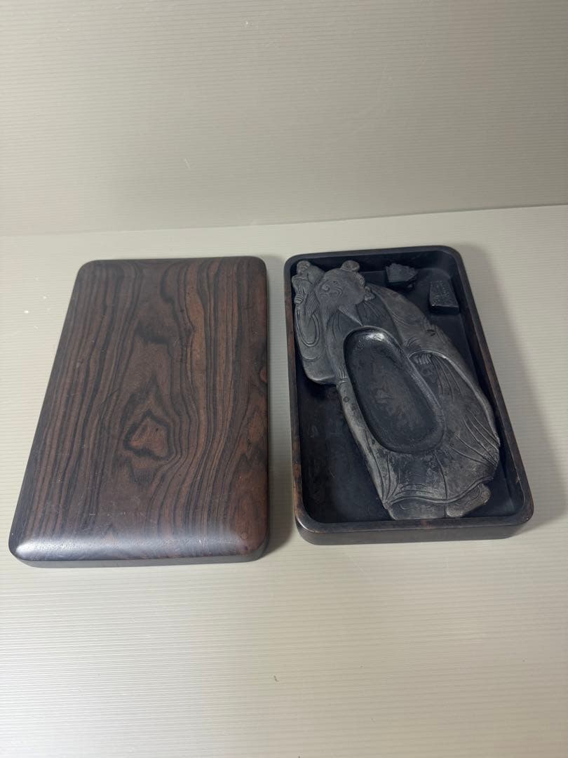2084 中國古硯　老人端硯 文房具 文箱
