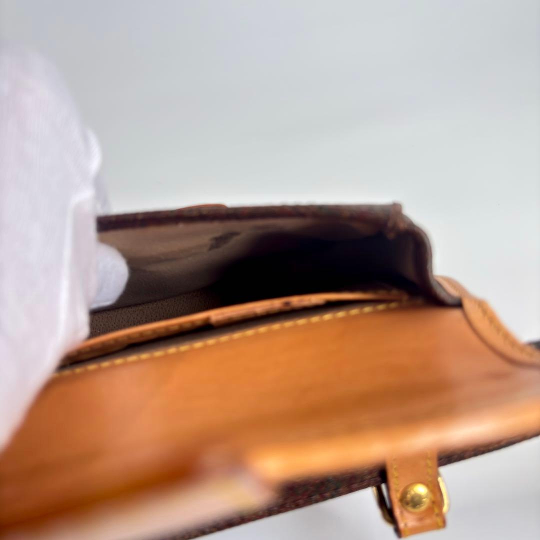 【極美品】ETRO エトロ ショルダーバッグ ペイズリー柄 ベルト 斜めがけ