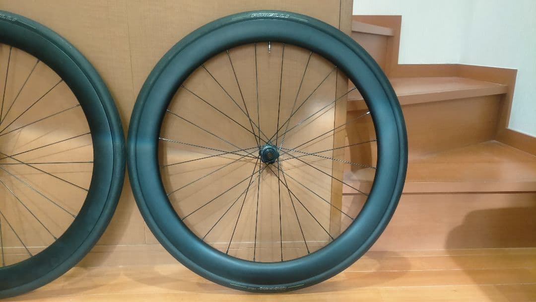 50mmハイト カーボンホイール ピレリ 26c タイヤ TPUチューブ 前後