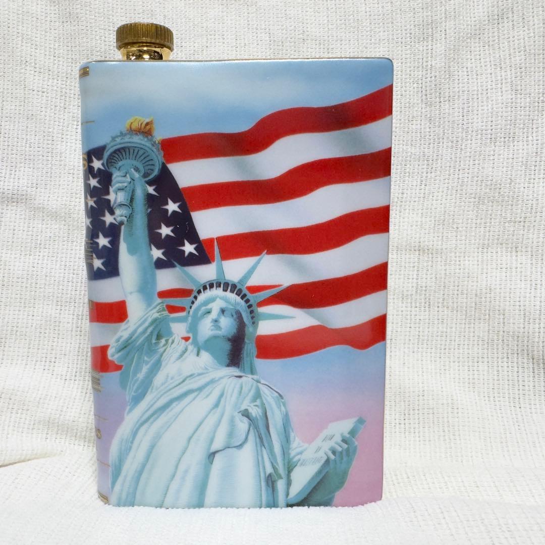 CAMUS ブランデー 750ml 自由の女神 デザイン　カミュ　ブックタイプ