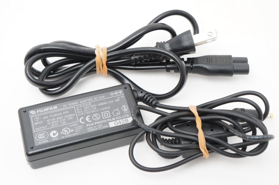 ＜美品＞FUJIFILM 富士フイルム FINEPIX F440