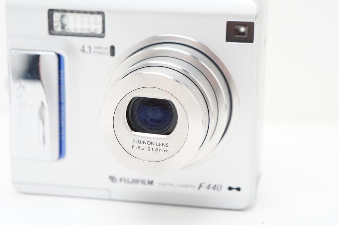 ＜美品＞FUJIFILM 富士フイルム FINEPIX F440