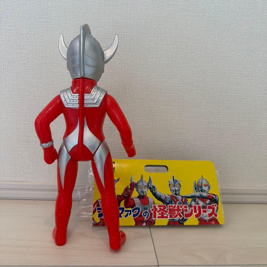 ブルマァク Sウルトラマンタロウ シルバー