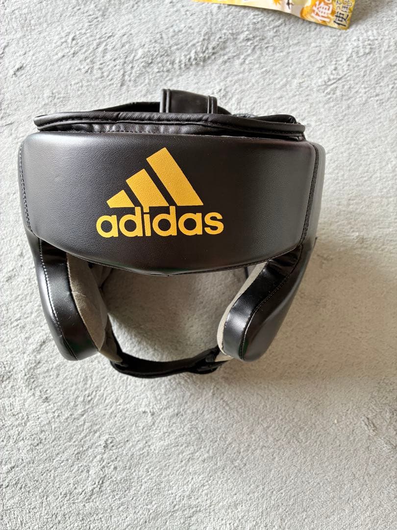 adidas ヘッドギア