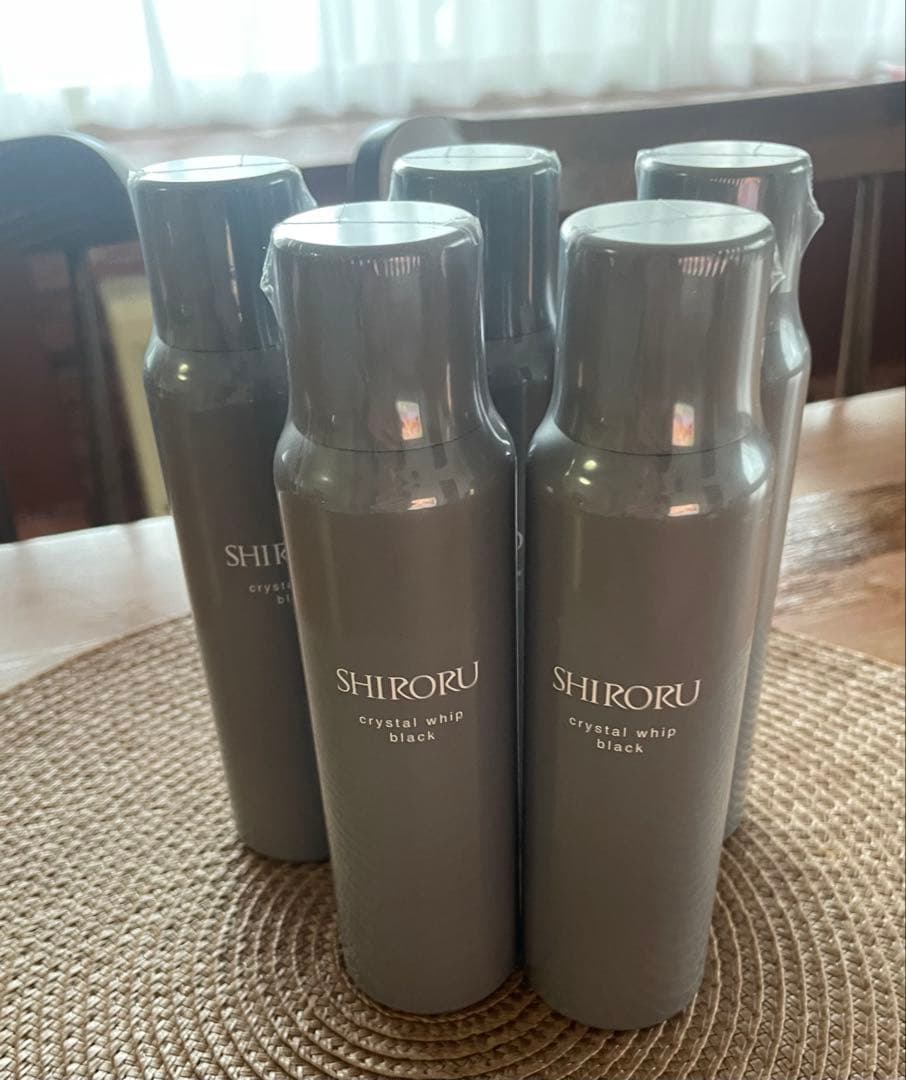 クリスタルホイップ　ブラック