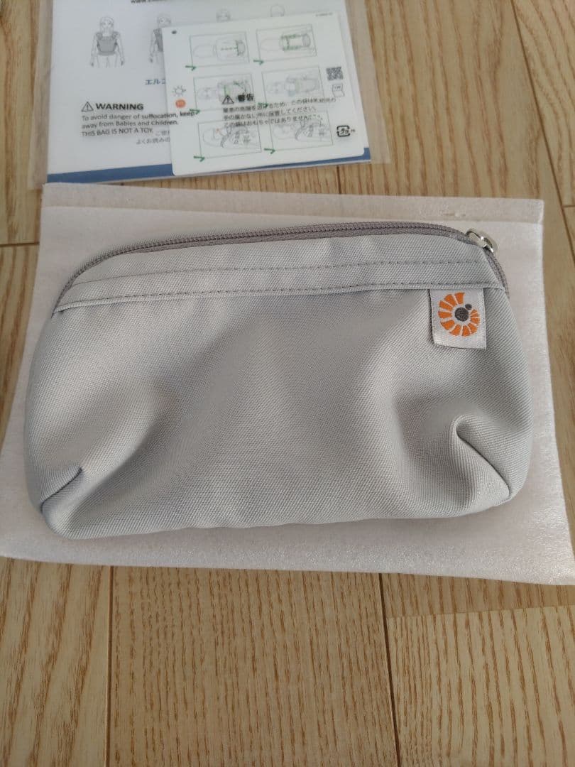 ergobaby OMNI Breeze 抱っこ紐とよだれカバー