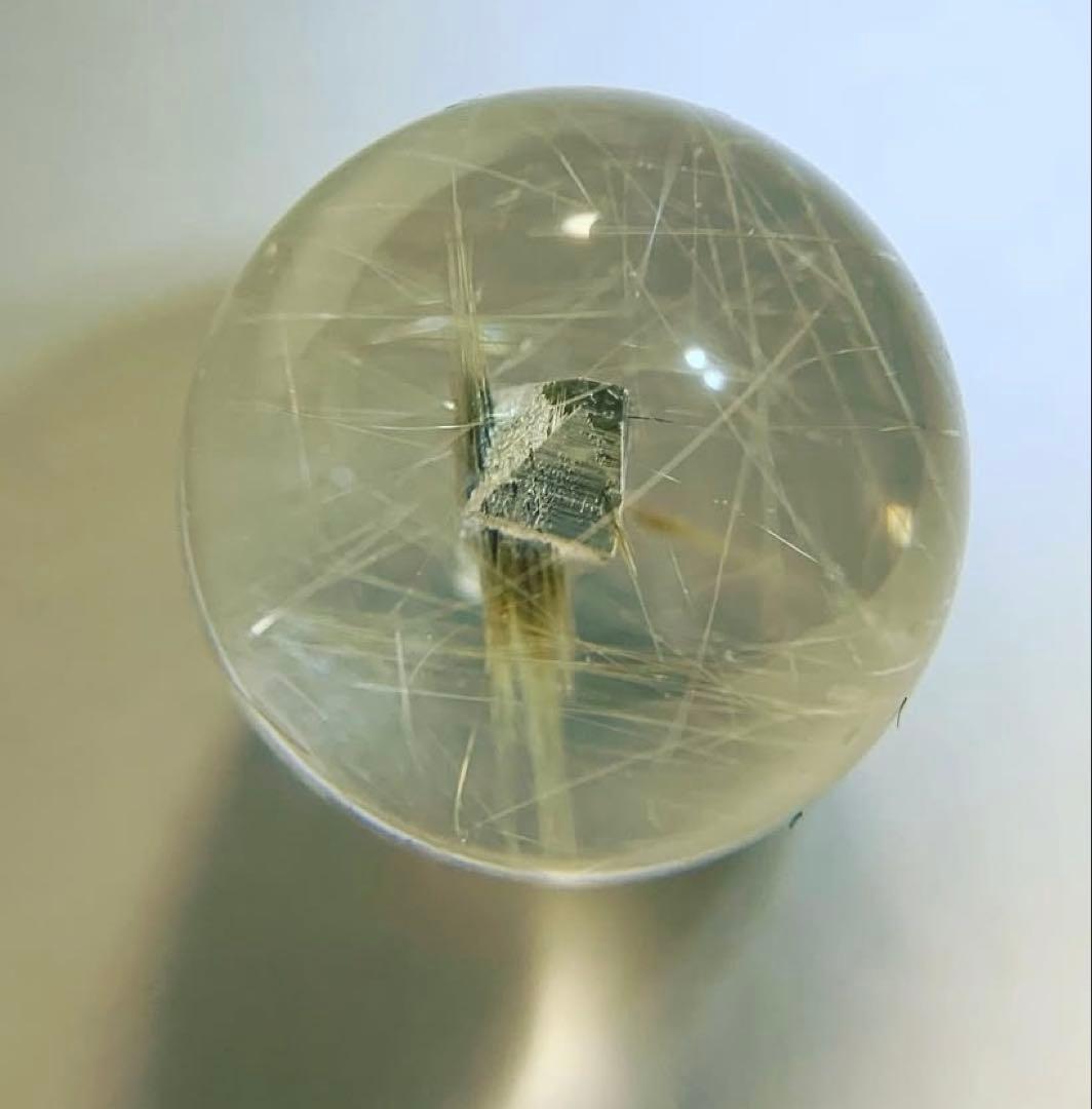 パイライトインクォーツ